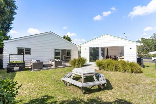 135 Mayfair Ave Whangamata_3