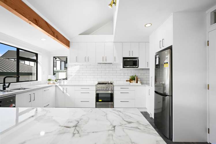 44 Cherrywood Street Pukete_8