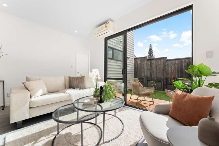 3/122 Archibald Road Kelston_3