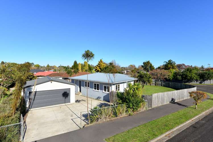 24 Bretton Terrace_0
