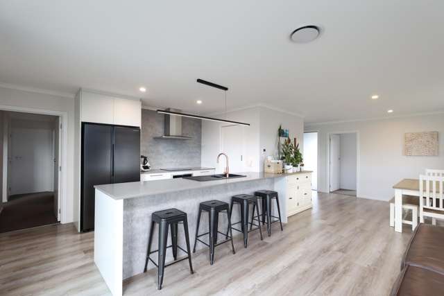 66 Katania Heights Brightwater_2