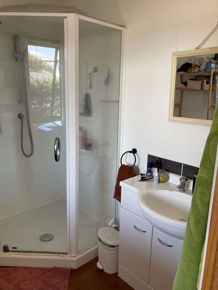 5 Surrey Road Richmond_15