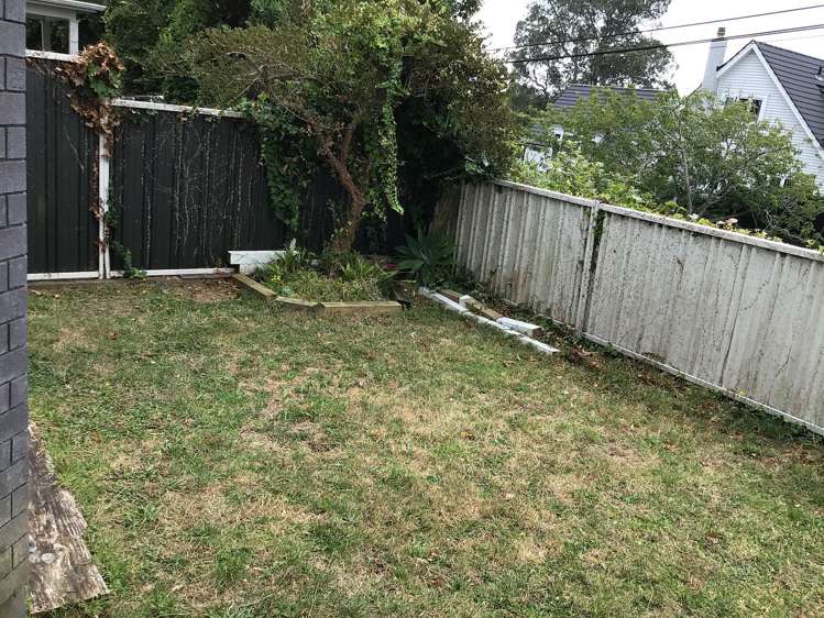 1a Ferryhill Road Epsom_16