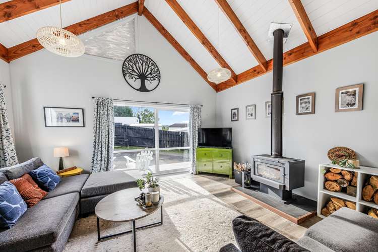 15 Roland Road Greenhithe_7