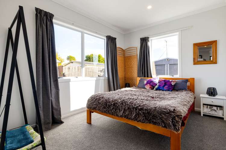 17 Taksan Place Pukete_9