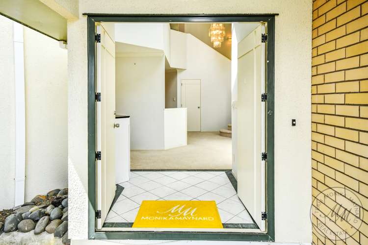 1 Capistrano Mews Goodwood Heights_2