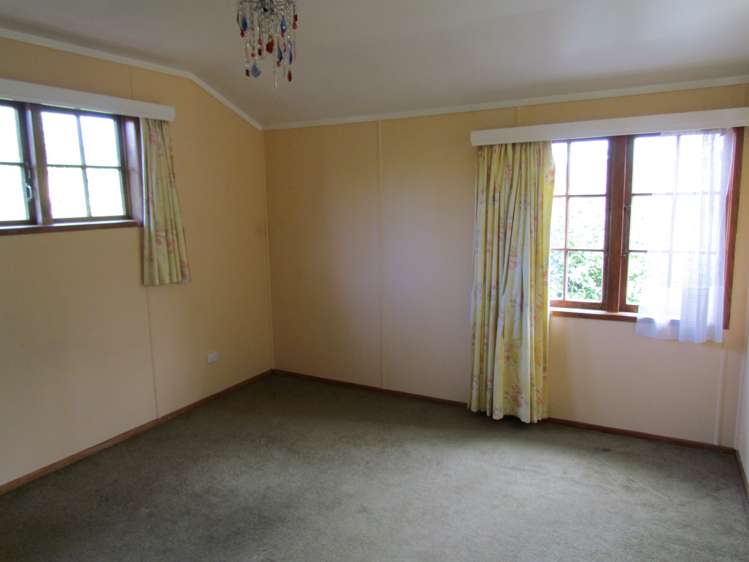 53 Poland Street Waikino_9