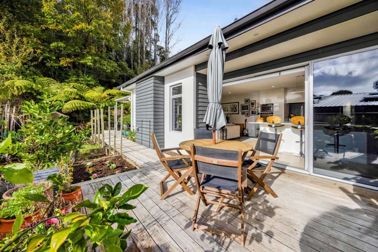 8 Bright Way Lower Vogeltown_21