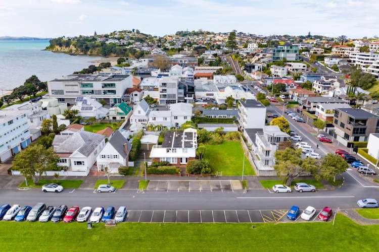 12 Goldie Street St Heliers_10