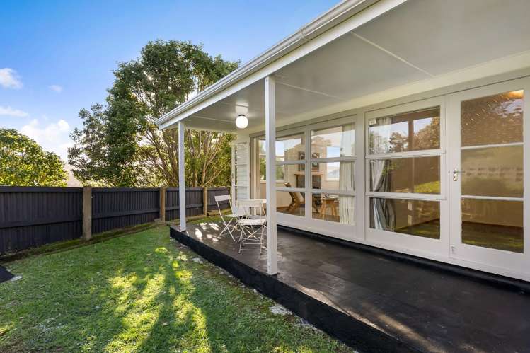 19 Diane Grove Paparangi_11