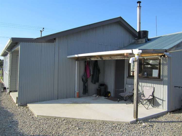 54 Mcgill Street Waimangaroa_11