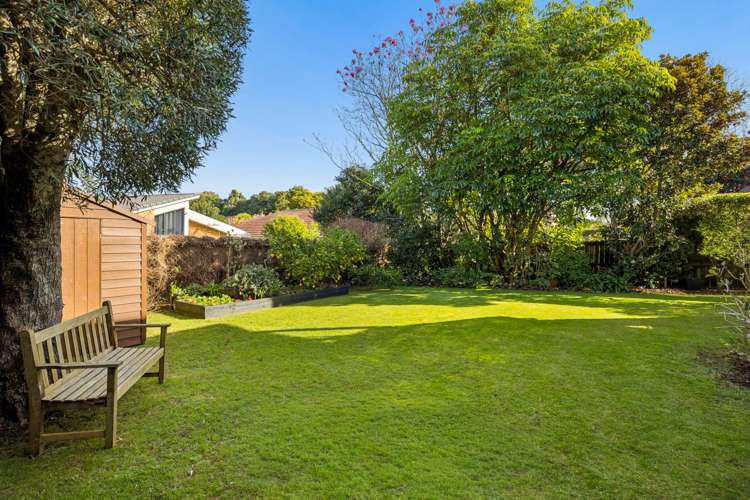18A Rewi Road Royal Oak_1