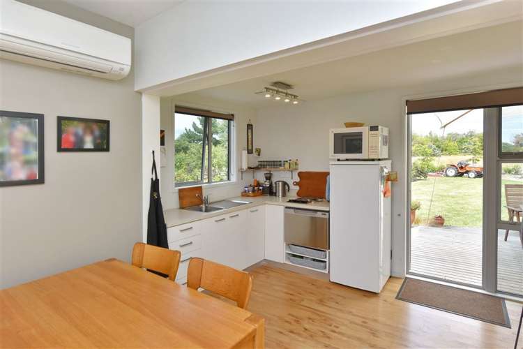 97 Parsonage Road Woodend_3