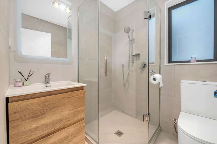 4 Pauline Place Bucklands Beach_13
