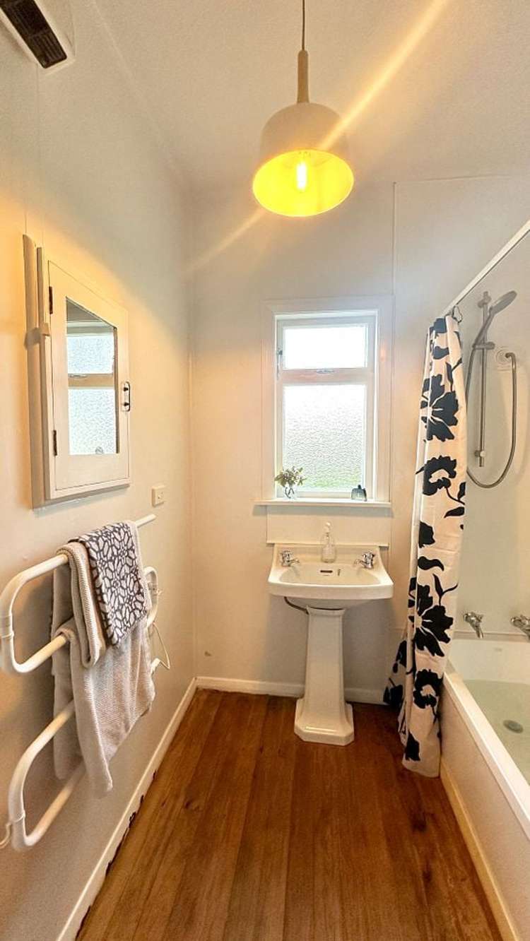 4 South Featherston Road South Featherston_17