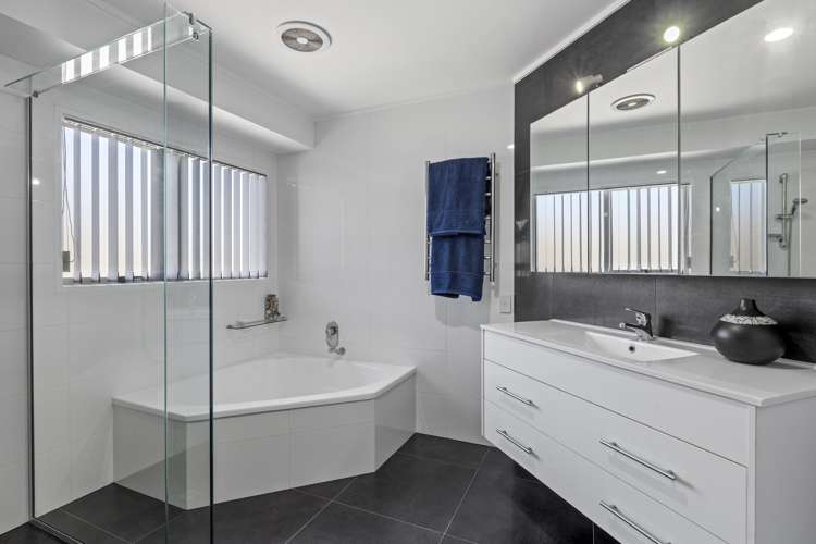 26 Savoy Road Orewa_16