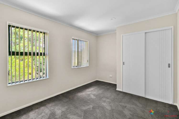 3b Tagor Street Glen Eden_14
