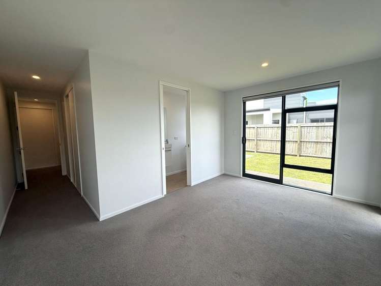 93 Manakura St Russley_5