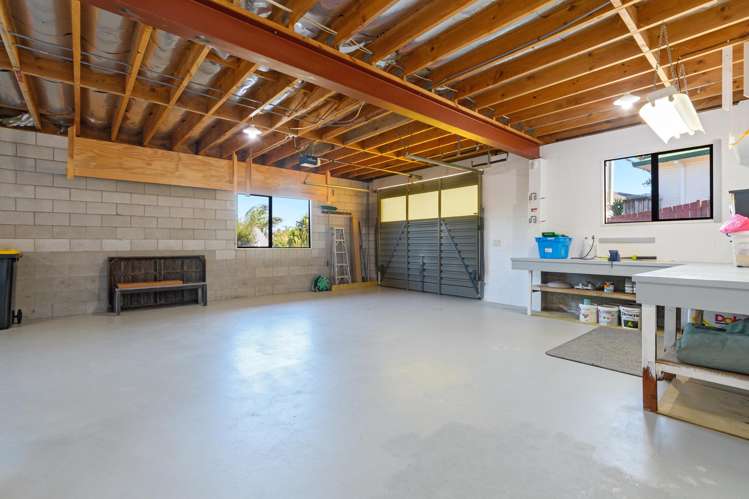 15 Philomel Crest Welcome Bay_22