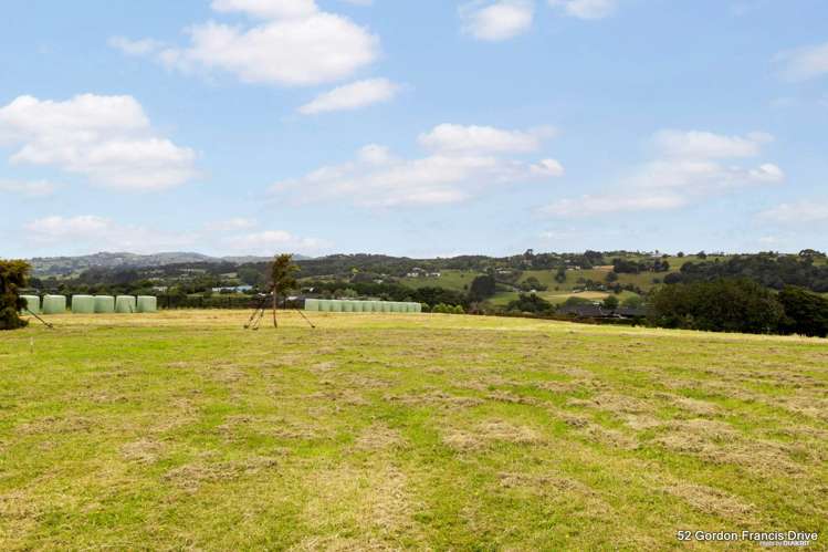 1 Donald Gavin Way, 52 & 61 Gordon Francis Drive Pukekohe East_13