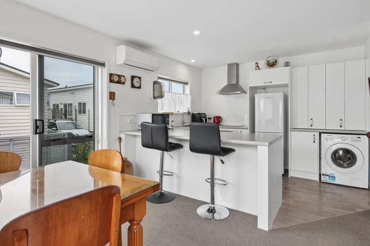 13/267 Parton Road (Papamoa Village Park) Papamoa_3