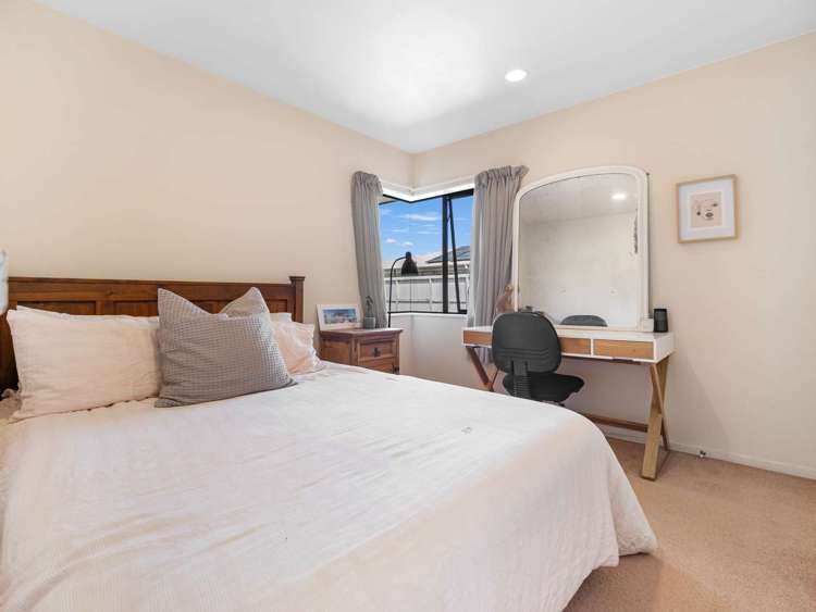 16a George Crescent Buckland_12