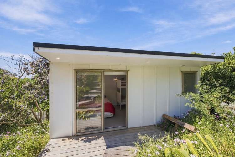 2 Tainui Rise Gore Bay_12