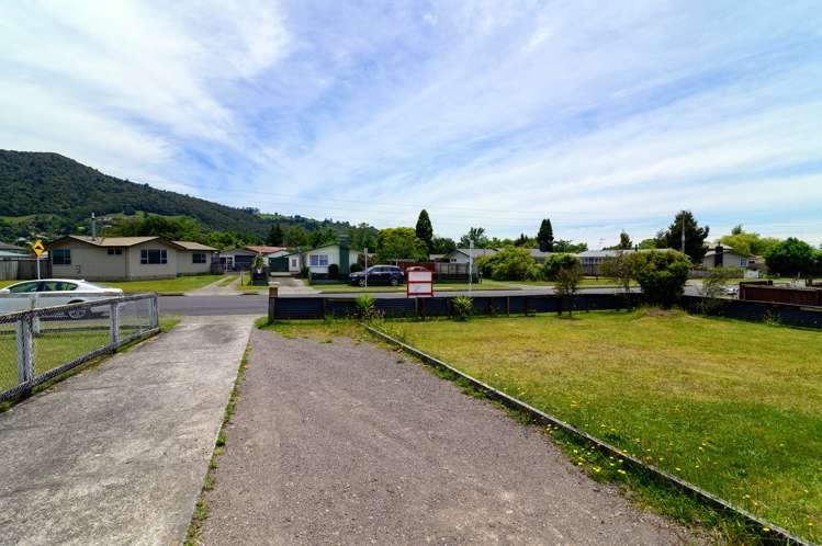 32 Homedale Street Pukehangi_12