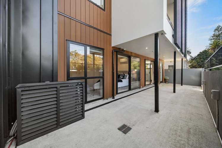 64d Coronation Road Mangere Bridge_14