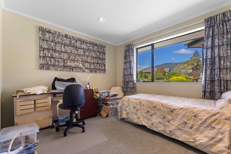 32 Kingsford Drive Stoke_6