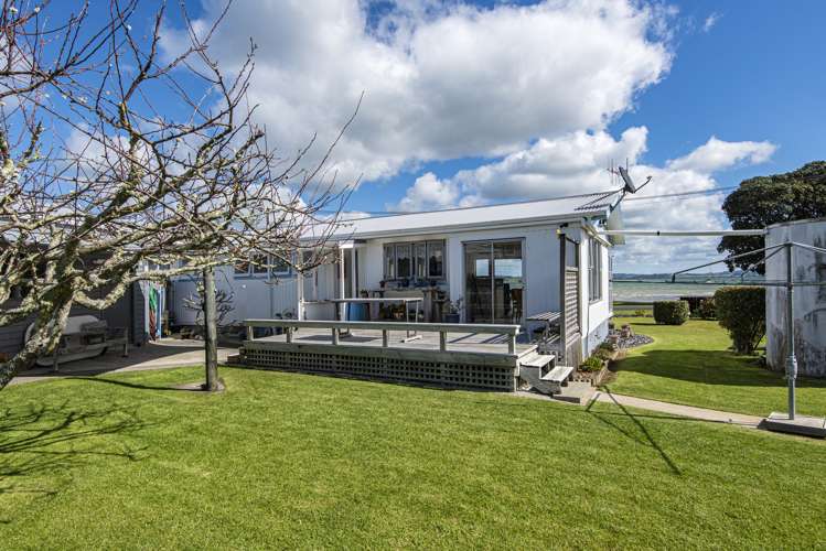 12a Waikaraka Beach Road Tamaterau_18