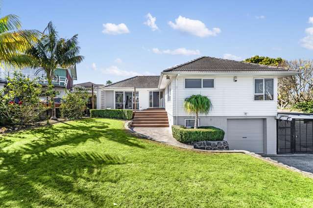 45 Riverhills Avenue Pakuranga Heights_1