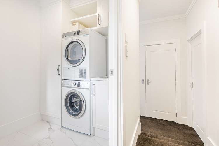 53 The Ritz Orewa_22