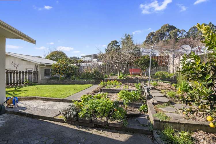 33 Churchill Avenue Richmond_16