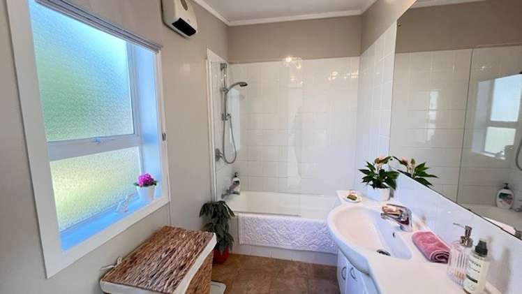 17 George Street Milton_34