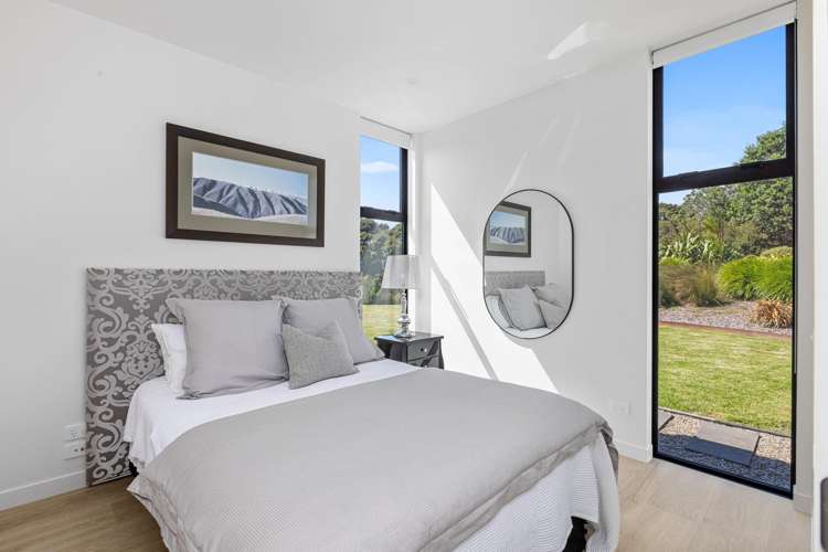983b Hibiscus Coast Highway Waiwera_13