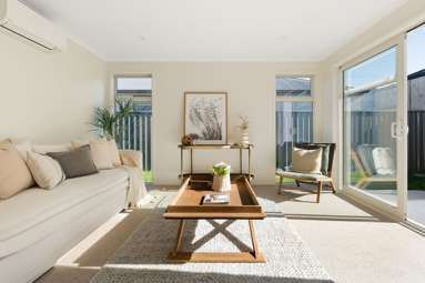 23 Hammick Crescent_1