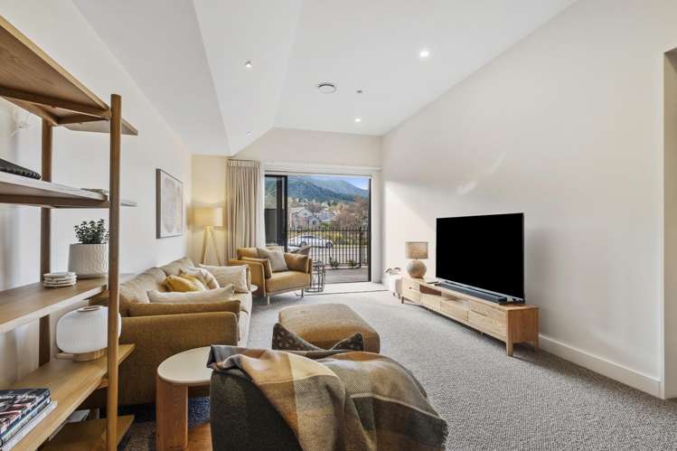 2/6 Chisholm Crescent_2