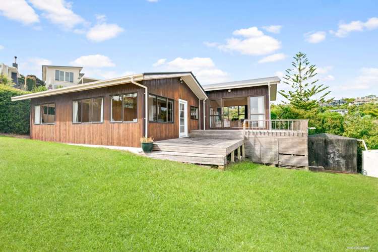 49 Duncansby Road Stanmore Bay_18