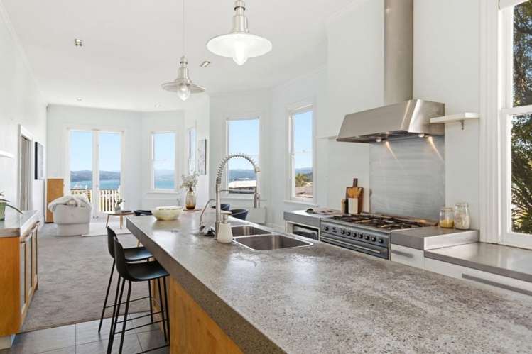 8 Bruce Avenue Brooklyn_6