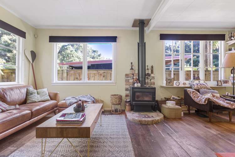 18 Western Road Laingholm_5