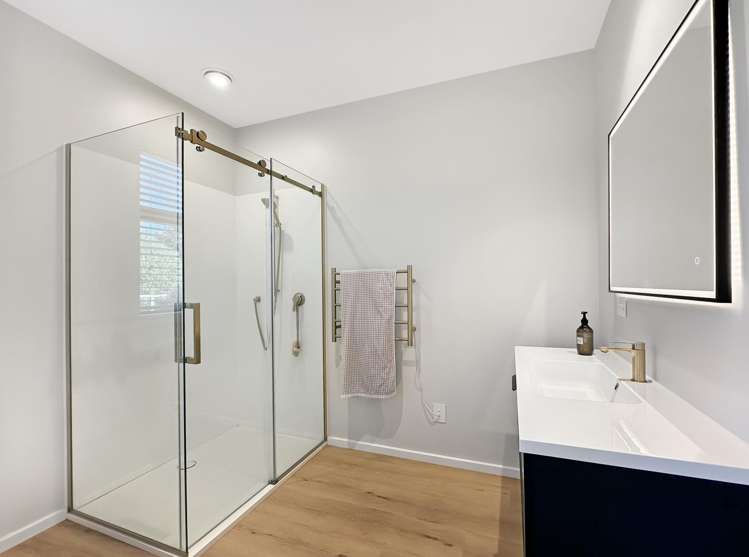 135 Lisland Drive Kinloch_27