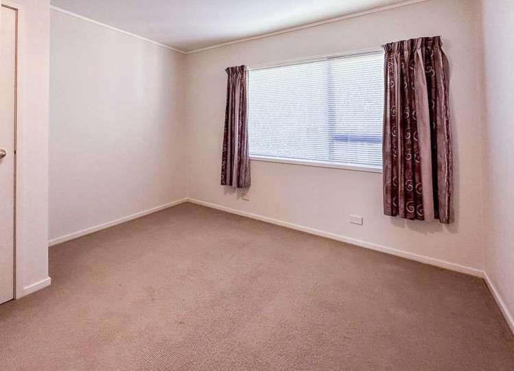 10A Chedworth Drive Glenfield_15
