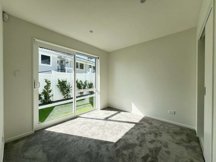 319B East Coast Rd Mairangi Bay_11