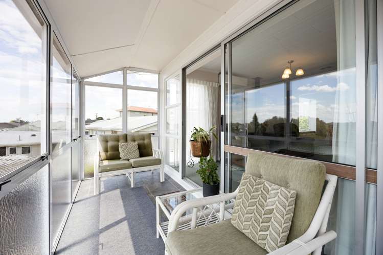 69 Poaka Avenue Dinsdale_12