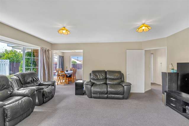 2/141 Withells Road Avonhead_2