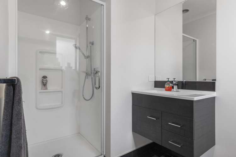 1 Colin Drive Paeroa_11