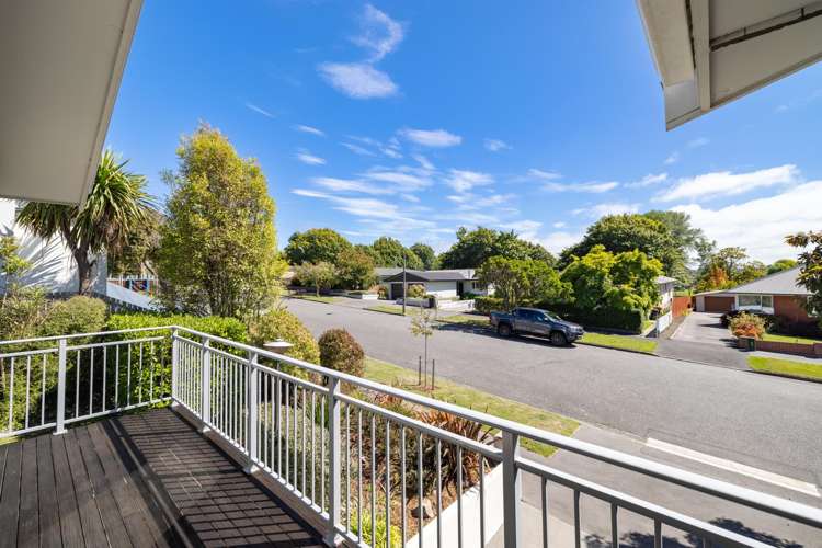 29 Gunns Crescent Cashmere_1
