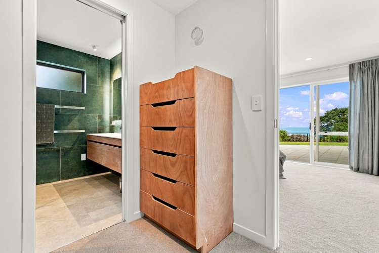 33 Lax Crescent Leigh_37