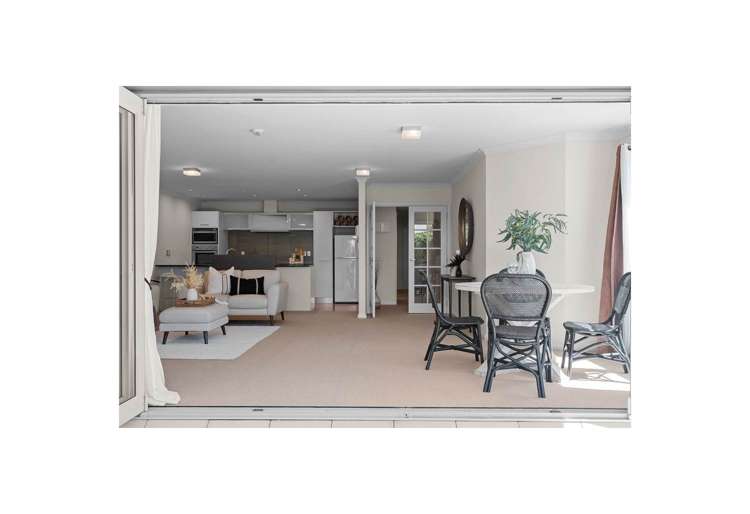 7/235 Devonport Road Tauranga Central_2